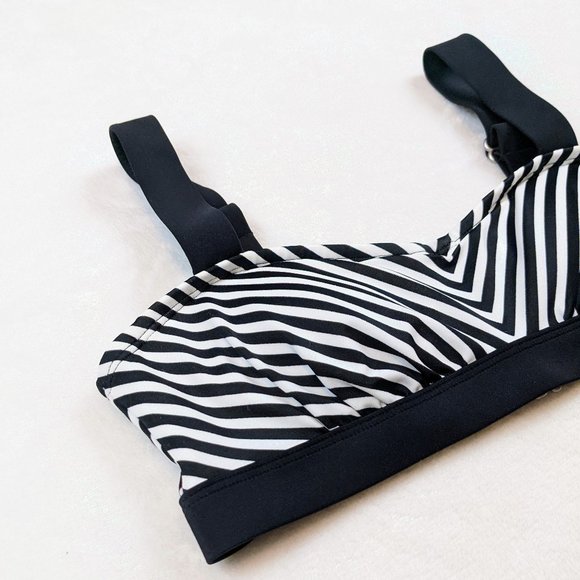 NWT Athleta Bikini Top Slash Stripe Pura 32 B/C - Picture 7 of 14